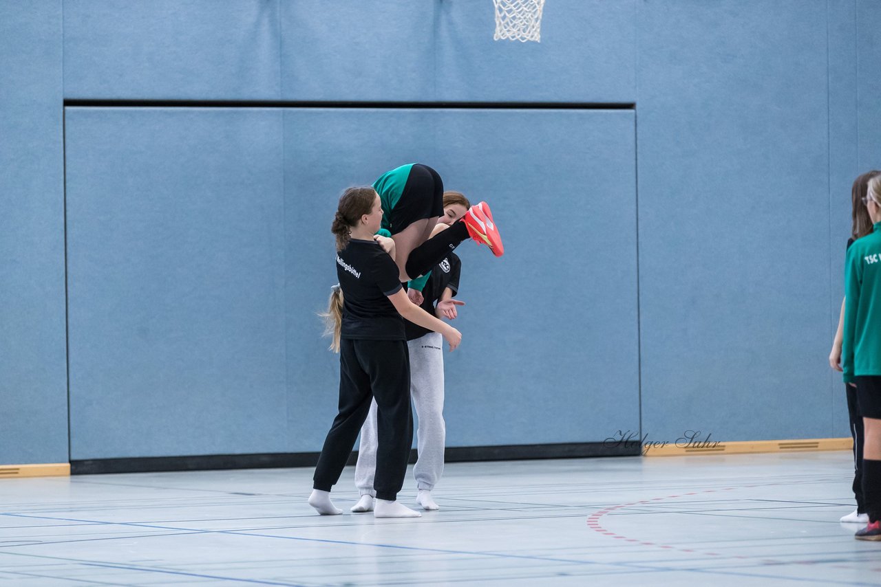 Bild 139 - wCJ Futsalmeisterschaft Runde 1